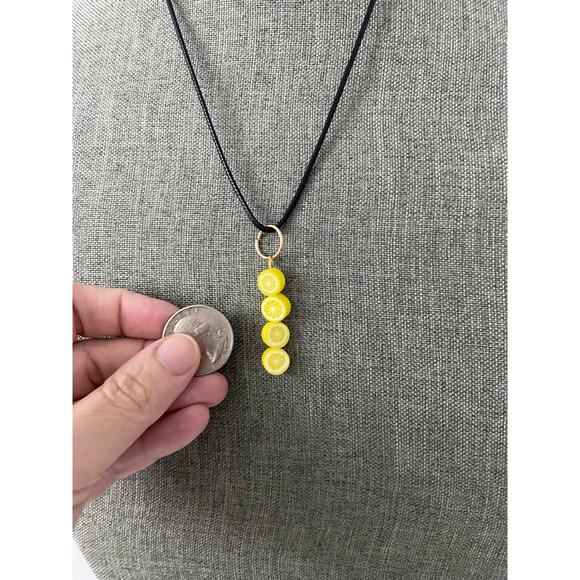 Lemon pendant necklace - Picture 2 of 5